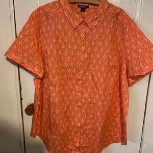 NWOT Roman’s Mens Short Sleeve Button Up Shirt, White And Black Shirt